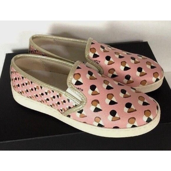 New Coach Style C117 FG2113 Slip on Heart Print Women's Shoes Size 6 B Blush - Picture 1 of 8